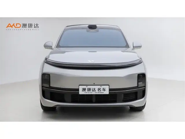 Li Auto L8 — Фото автомобиля 2