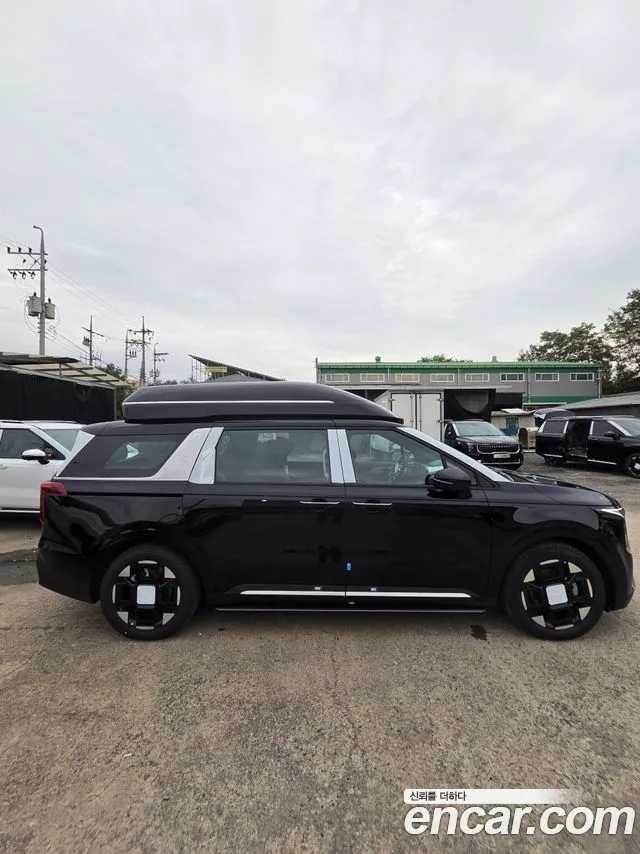 Фотография автомобиля — Kia Carnival