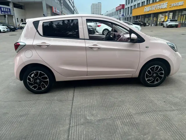 Changan Benben E-Star — Фото автомобиля 6
