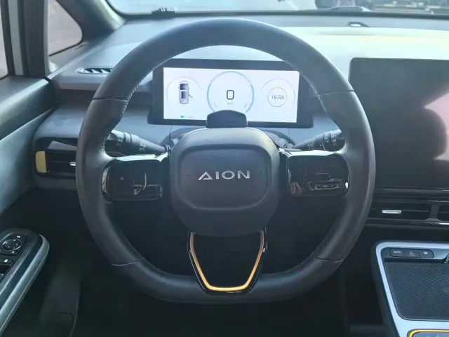 GAC Aion Y — Фото автомобиля 17