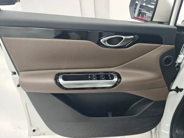 GAC Trumpchi E8 — Фото автомобиля 18