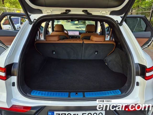 Genesis GV70 2.5T Бензин AWD — Фото автомобиля 19