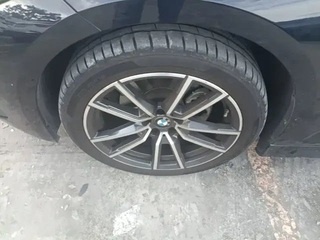 BMW 3 Series — Фото автомобиля 22