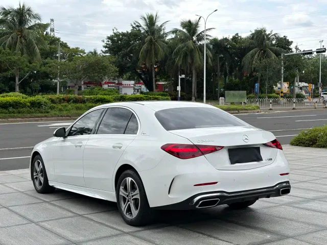 Mercedes-Benz C-Class — Фото автомобиля 10
