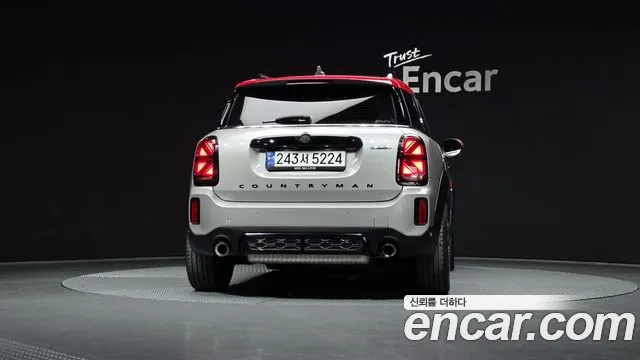 Mini Countryman — Фото автомобиля 4