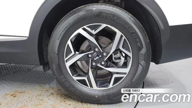 Kia Sportage Sportage 5-е поколение Бензин 1.6 турбо 2WD — Фото автомобиля 21