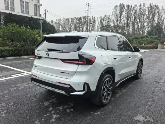 BMW X1 — Фото автомобиля 8