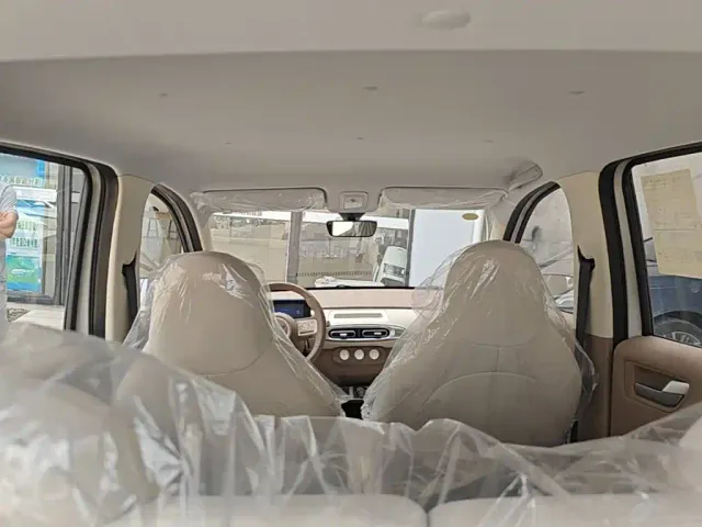 Wuling Hongguang Mini EV — Фото автомобиля 17