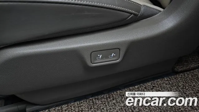 Kia Canival — Фото автомобиля 25