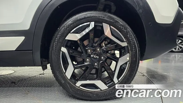Kia Seltos — Фото автомобиля 6