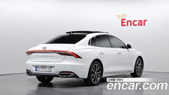 Hyundai Grandeur New — Фото автомобиля 2