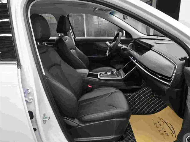 BAIC X7 — Фото автомобиля 11