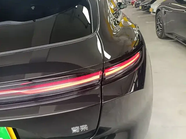 Nio ET5 Touring — Фото автомобиля 7