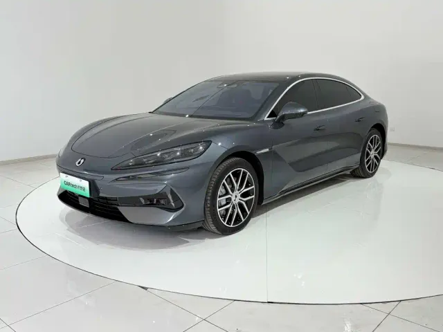 Denza Z9 — Фото автомобиля 21