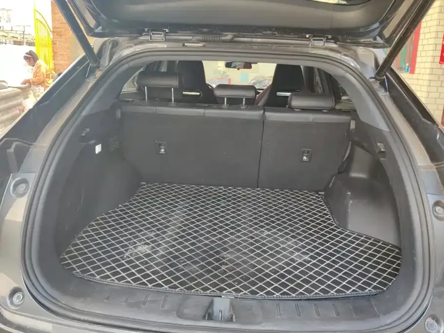 Changan Oshan Changan Oshan Z6 2023 Blue Whale 2.0T Auto Smart Drive — Фото автомобиля 4