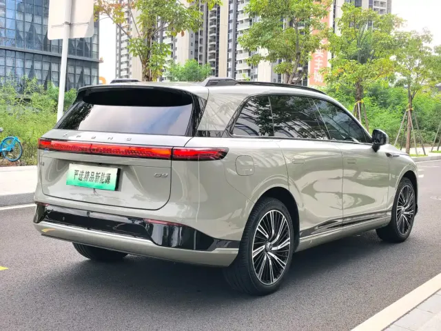 Xpeng G9 — Фото автомобиля 5