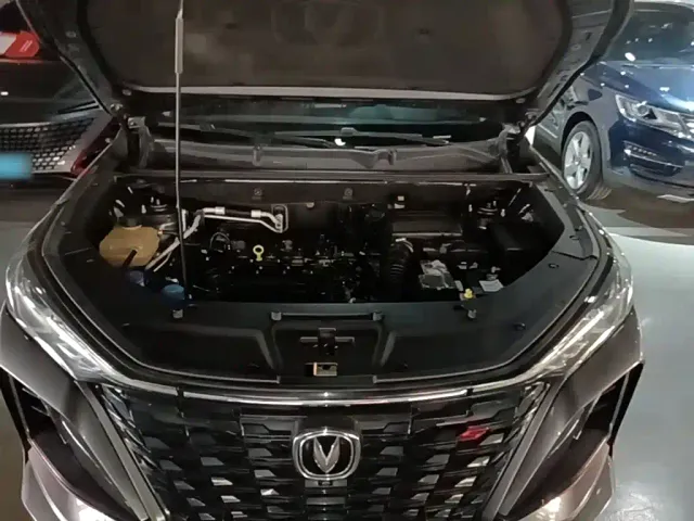 Changan CS75 Plus — Фото автомобиля 19