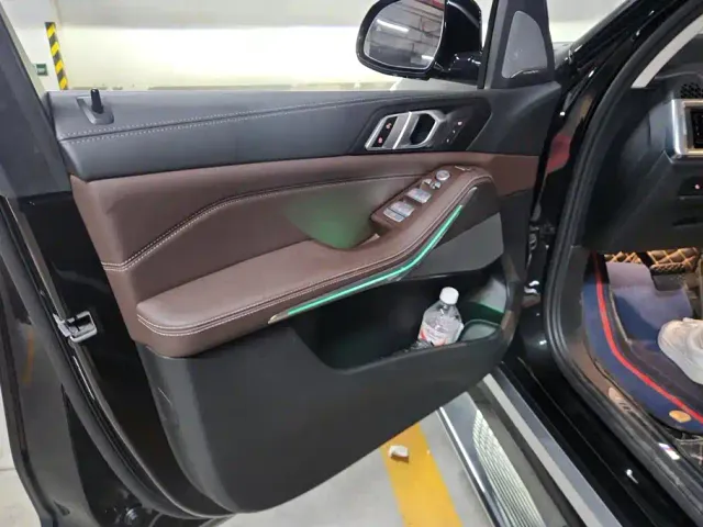 BMW X5 — Фото автомобиля 7