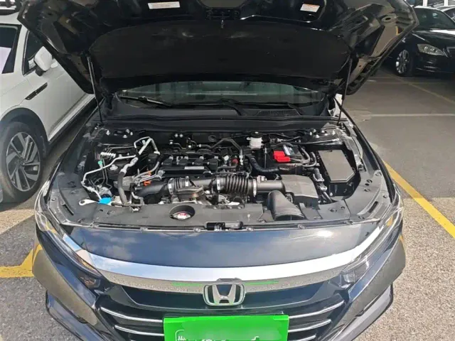 Honda Accord — Фото автомобиля 19