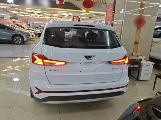Jetta VS7 — Фото автомобиля 5