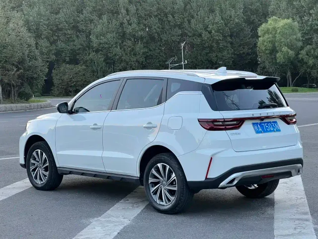 Geely Vision X6 — Фото автомобиля 4