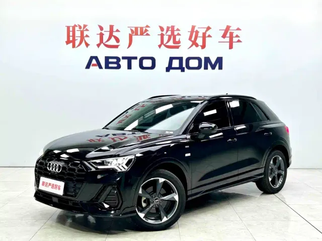 Фотография автомобиля — Audi Q3