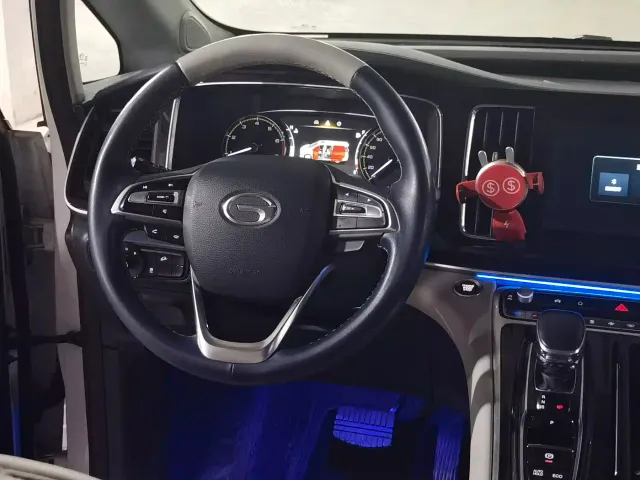 GAC Trumpchi M8 — Фото автомобиля 10