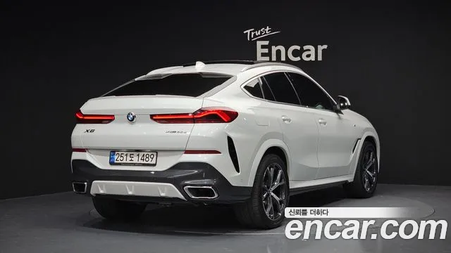BMW X6 — Фото автомобиля 2