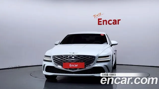 Genesis G80 RG3 — Фото автомобиля 3
