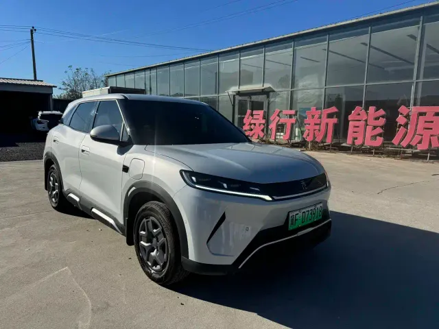 BYD Yuan UP — Фото автомобиля 3