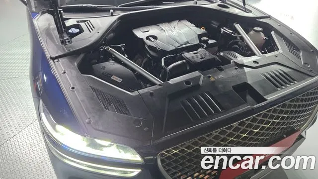 Genesis GV70 — Фото автомобиля 9