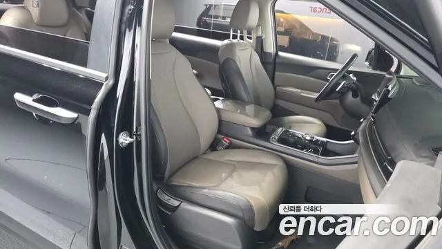 Kia Carnival Generation 4 — Фото автомобиля 16