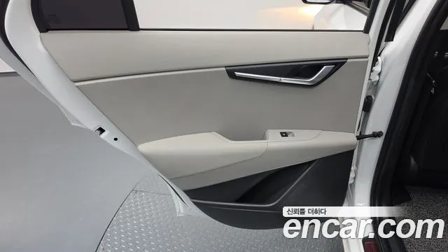 Kia Niro Niro (New) — Фото автомобиля 14