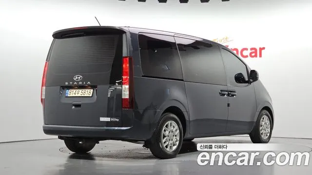 Hyundai Staria — Фото автомобиля 2