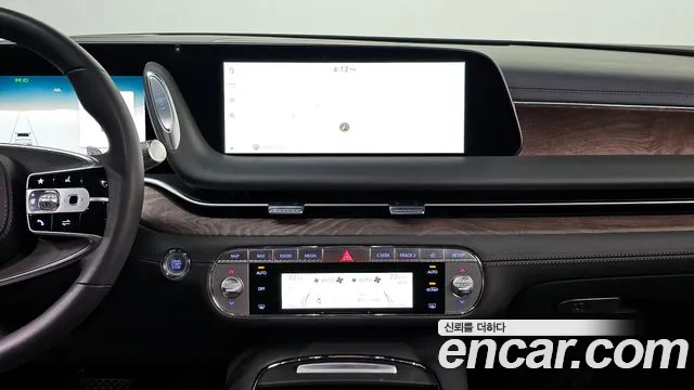 Genesis G90 Бензин 3.5 турбо AWD — Фото автомобиля 16