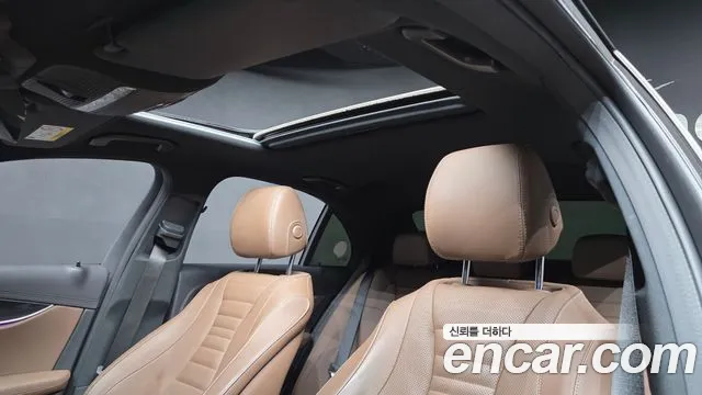 Mercedes-Benz E-Class W213 — Фото автомобиля 24