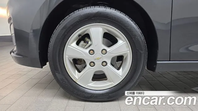 Chevrolet Spark — Фото автомобиля 5