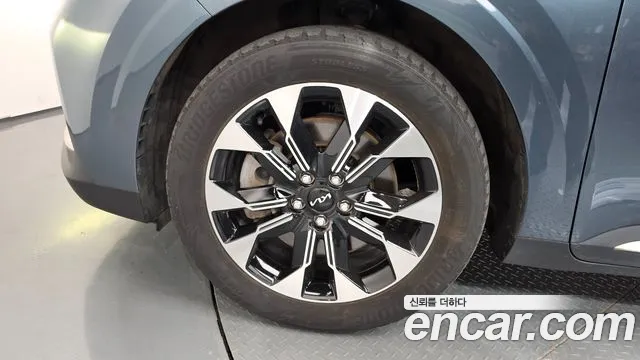 Kia Carnival 4th Gen — Фото автомобиля 5