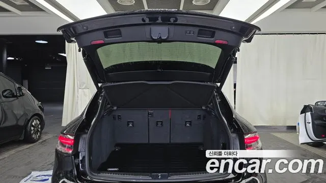 Porsche Macan — Фото автомобиля 20
