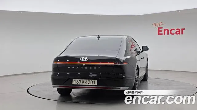 Hyundai Grandeur GN7 — Фото автомобиля 4