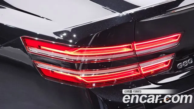 Genesis G80 Бензин 2.5 турбо AWD — Фото автомобиля 21