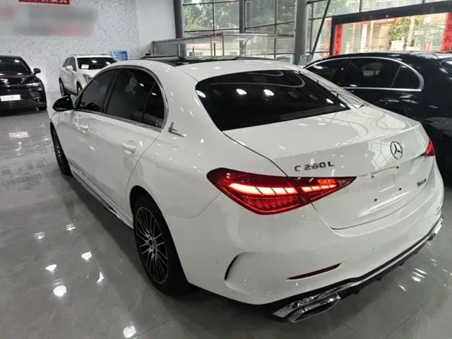 Mercedes-Benz C-Class — Фото автомобиля 4