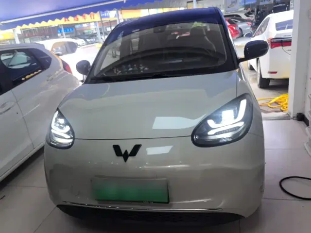 Wuling Bingo — Фото автомобиля 2