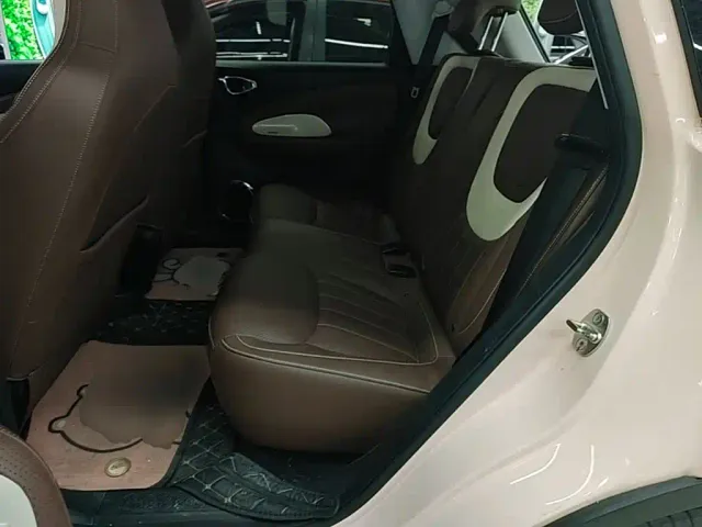 Wuling Bingo — Фото автомобиля 16