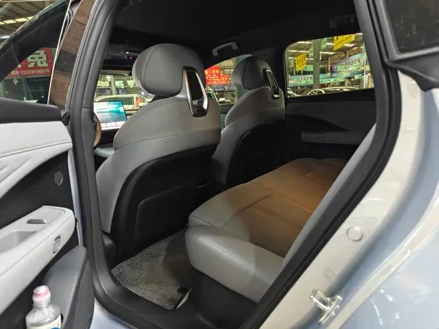 Nissan N7 — Фото автомобиля 4