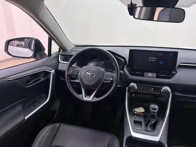 Toyota RAV4 Rongfang Dual Engine E+ — Фото автомобиля 17