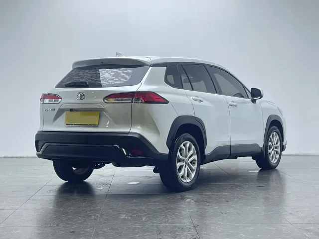 Toyota Frontlander — Фото автомобиля 4