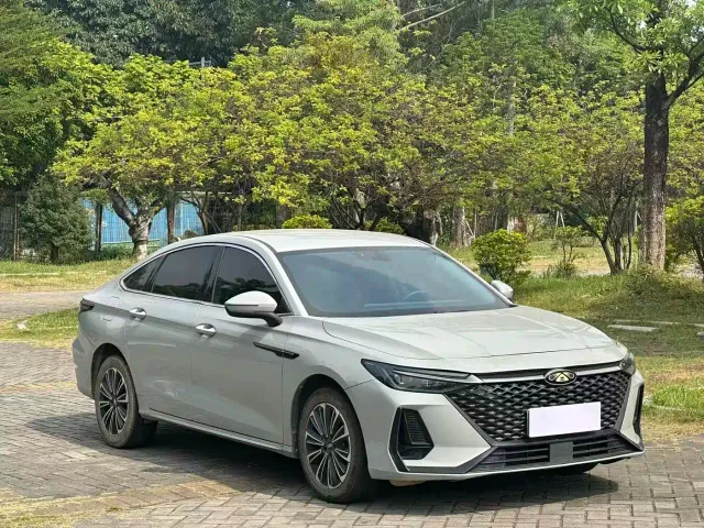 Chery Fulwin A8 — Фото автомобиля 3