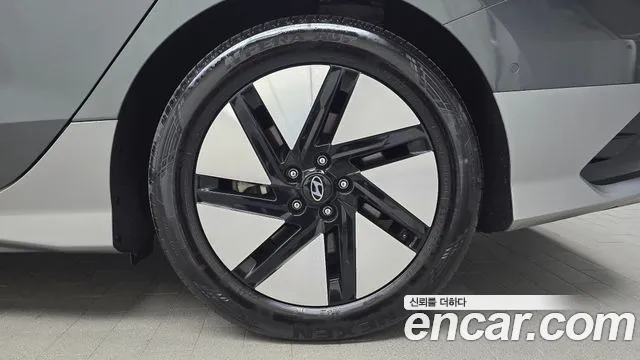 Hyundai Ioniq 6 — Фото автомобиля 6