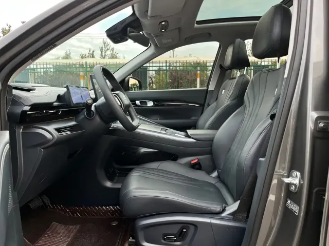 Geely Galaxy E5 — Фото автомобиля 6